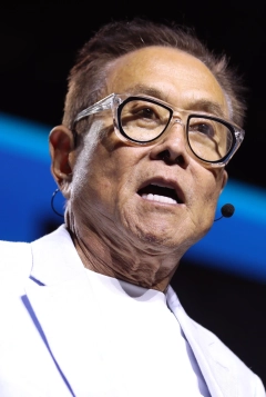 羅伯特·清崎：美債飆破39.6兆美元，用比特幣、以太幣、黃金防禦