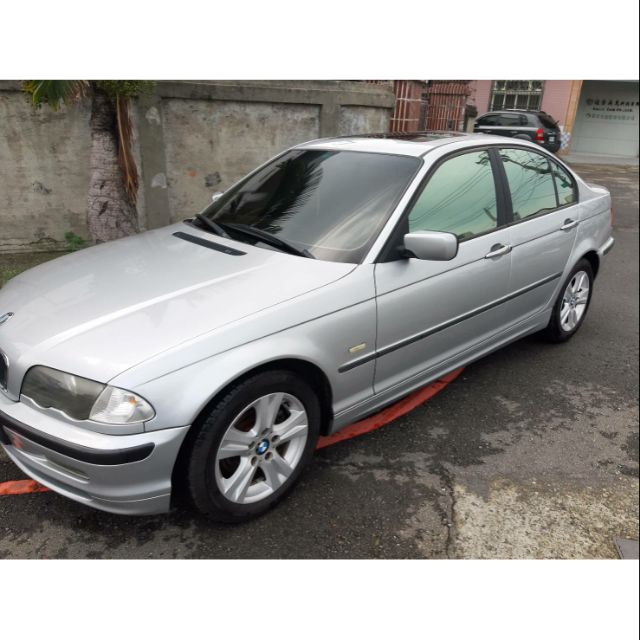 Bmw 318i的價格 二手車主題網