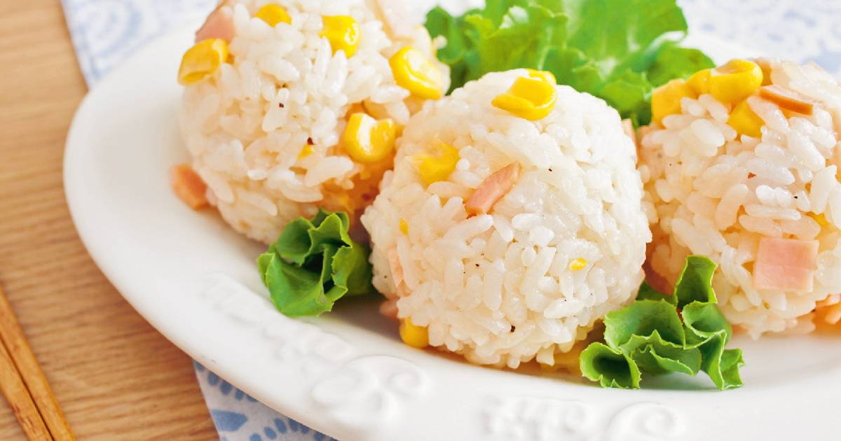 东贩小食堂:日日元气饭团 火腿玉米奶油酱油饭团