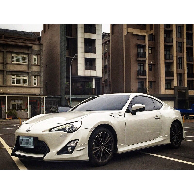 Toyota 86 價格 白的價格 二手車主題網