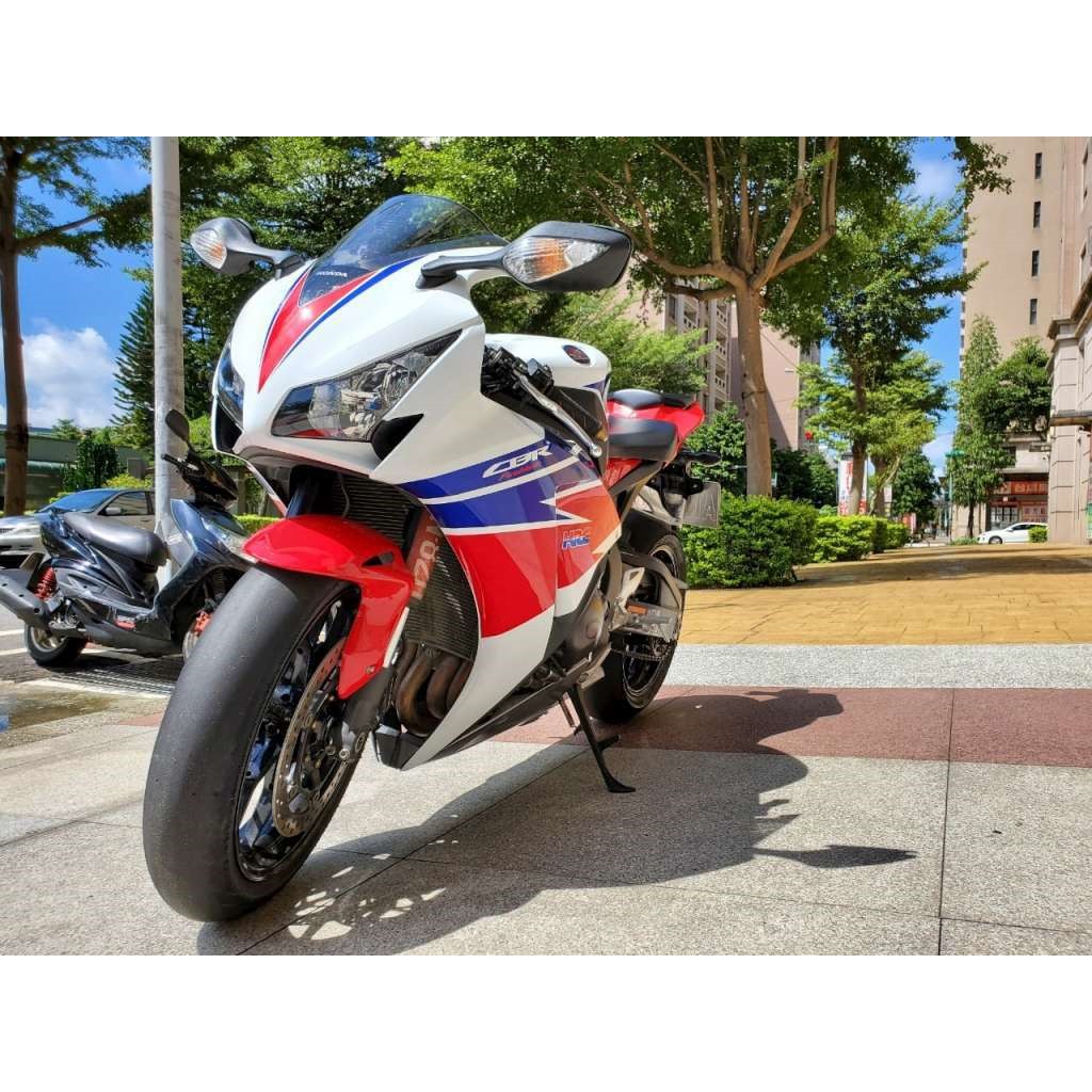 Honda Cbr1000rr 14的價格 二手車主題網